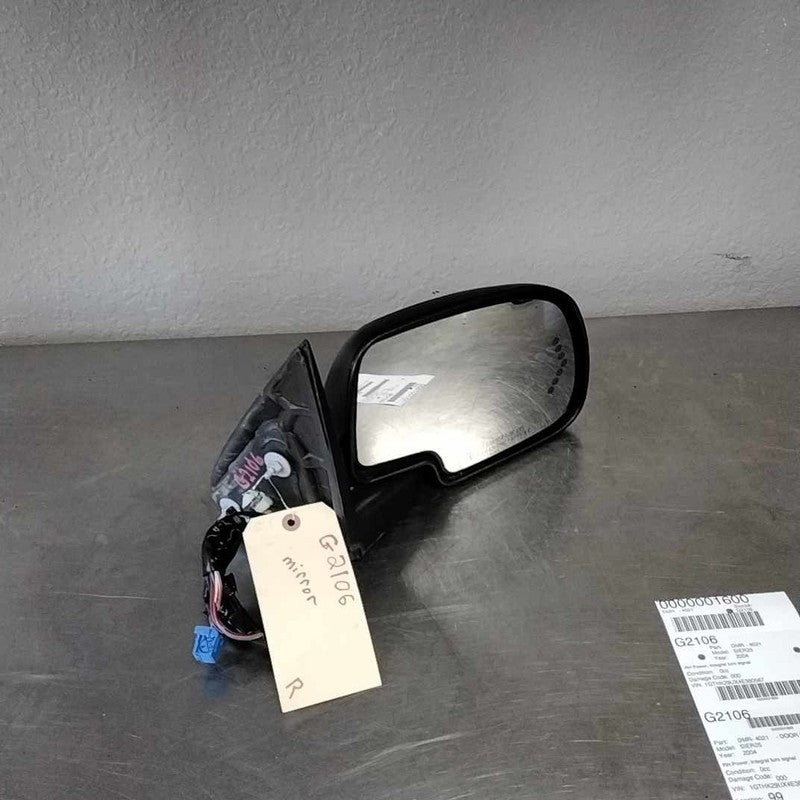 Door Mirror GMC SIERRA 2500 Right 04 05 06 07