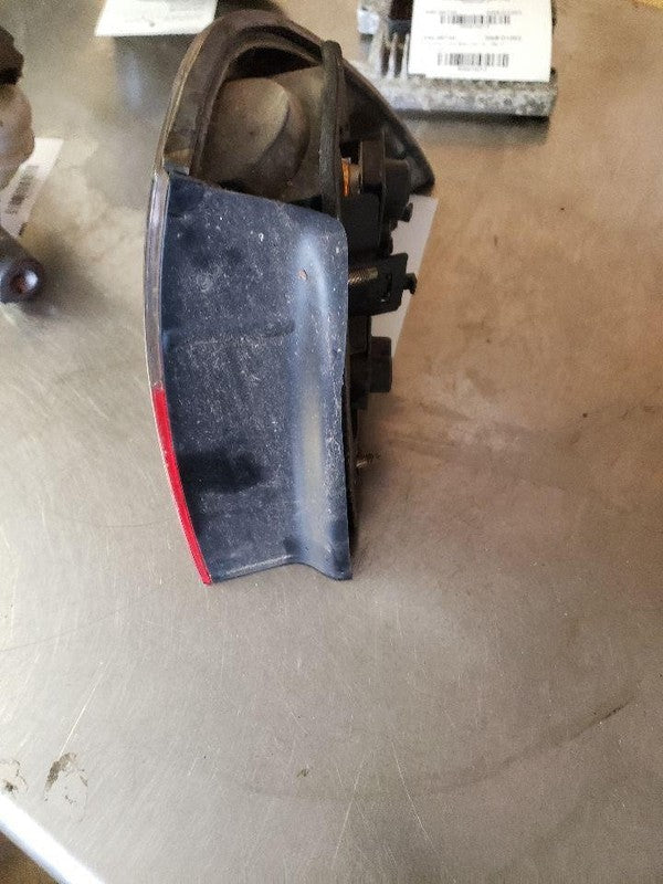 Tail Light Assembly SAAB 9-5 Left 99 00 01