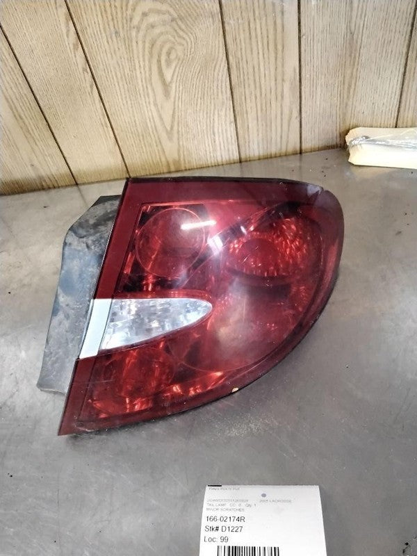 Tail Light Assembly BUICK LACROSSE Right 05 06 07 08 09