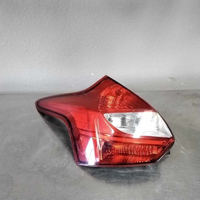 2012-2014 Left Tail Light Assembly Ford Focus