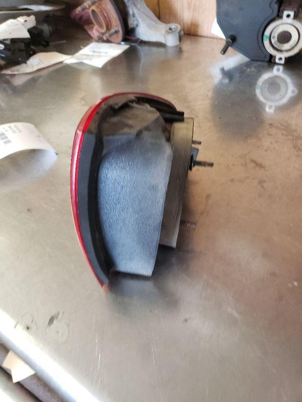 Tail Light Assembly CHEVY CAVALIER Left 00 01 02
