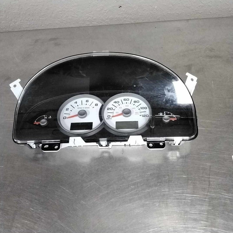 Speedometer FORD ESCAPE 05