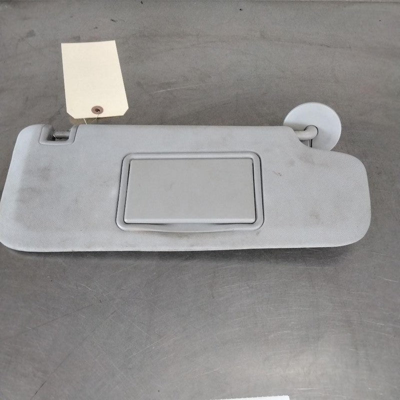 Sun Visor CHEVY MALIBU Right 04 05 08 09 10 11 12