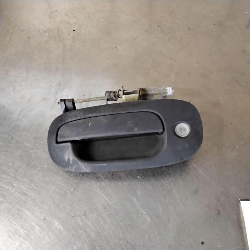 Outside Door Handle DODGE DAKOTA (MID-SIZE) Left 00 01