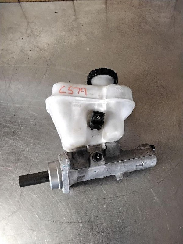 2005-2007 Ford Escape Master Cylinder OEM#6L8Z2140C
