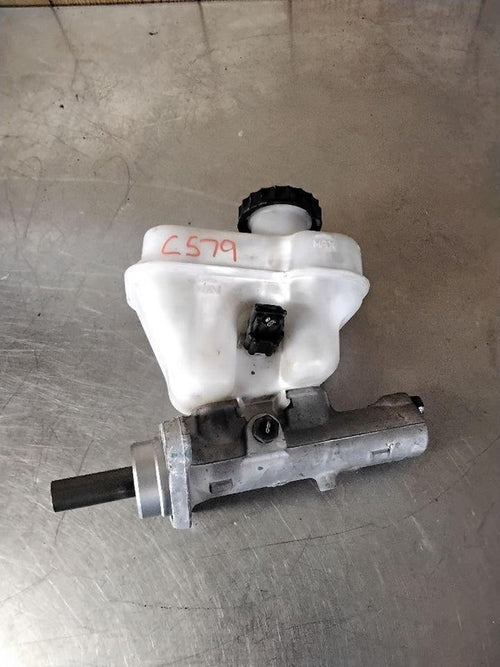 2005-2007 Ford Escape Master Cylinder OEM#6L8Z2140C