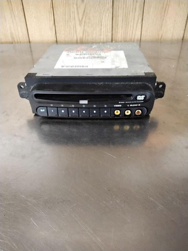 2005-2007 Chrysler Town & Country Info-gps-tv Screen OEM#05094033AB