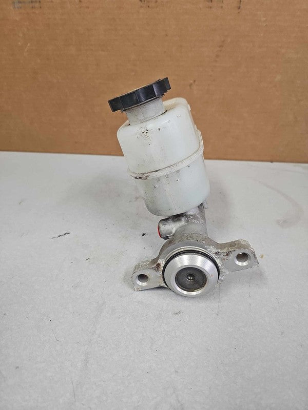 2007-2013 GMC Sierra 1500 Master Cylinder OEM#19432946