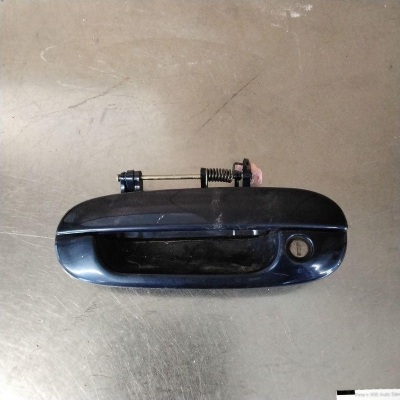 2002-2009 Left Outside Door Handle Chevrolet Trail Blazer