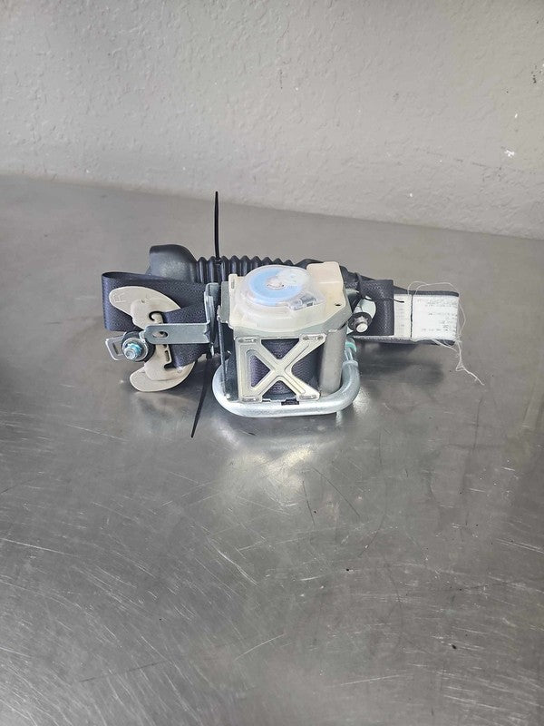2012-2015 Kia Optima Right Front Seat Belt Retractor OEM#888204C00087
