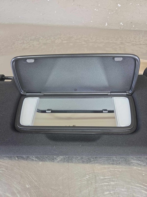 Sun Visor CHEVY TAHOE Right 21 22 23 24 25