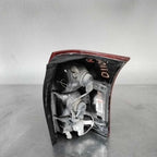 2002-2007 Saturn Vue Left Tail Light Assembly