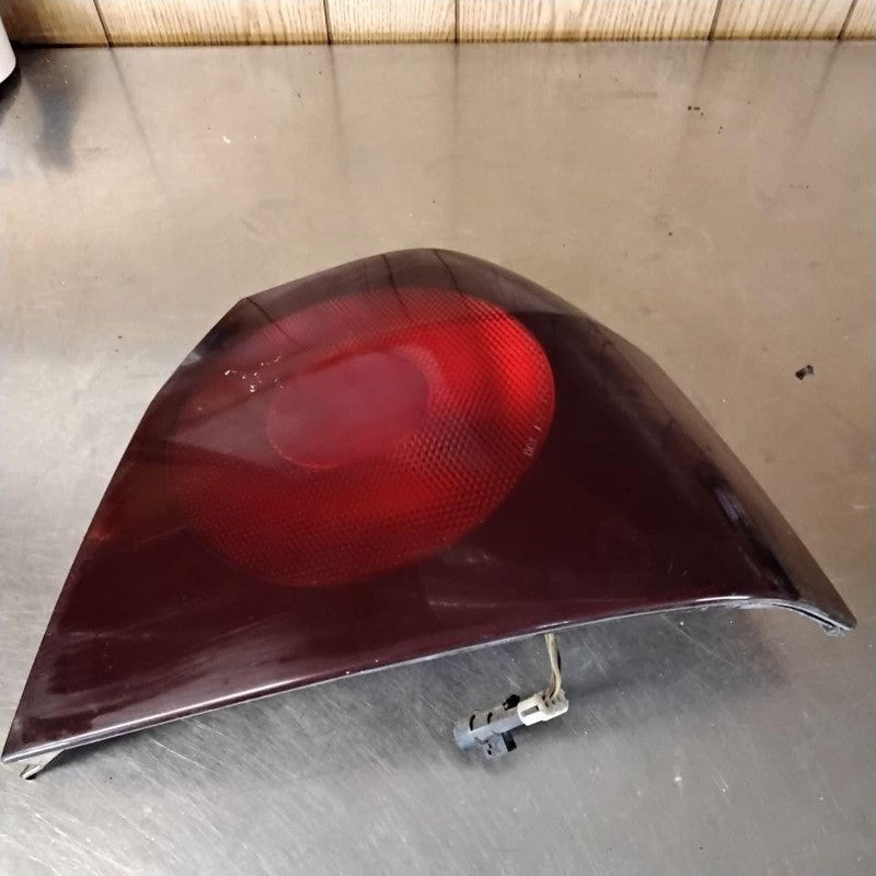 Tail Light Assembly CHEVY IMPALA Right 00 01 02 03 04