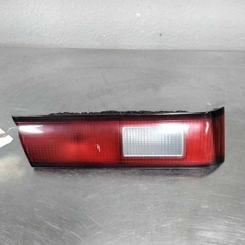 1997-1999 Left Tail Light Assembly Toyota Camry