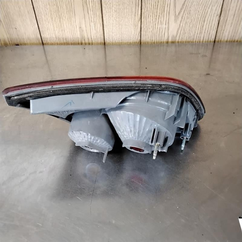 Tail Light Assembly MAZDA 6 Right 03 04 05