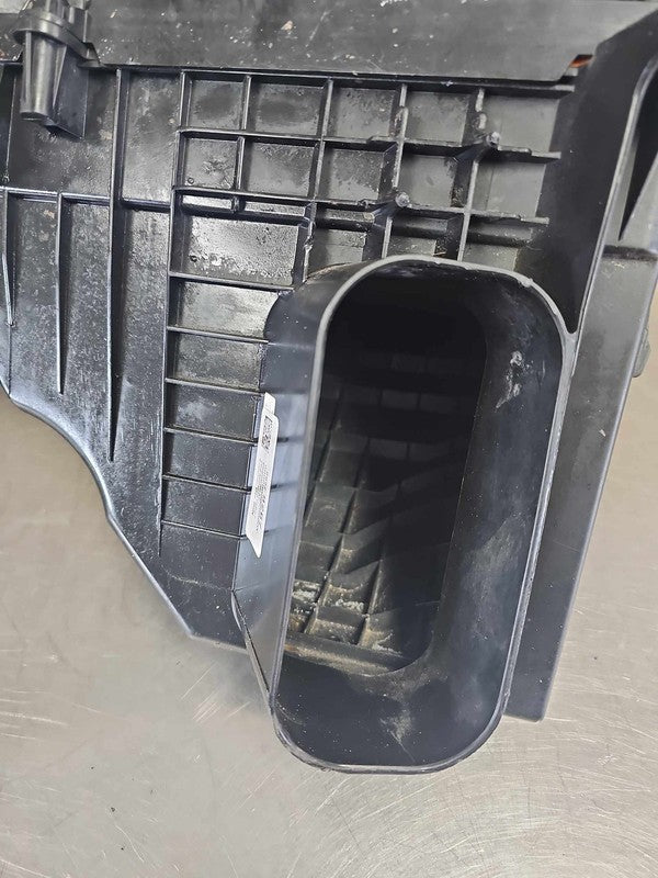 2021-2025 Chevrolet Tahoe Air Cleaner