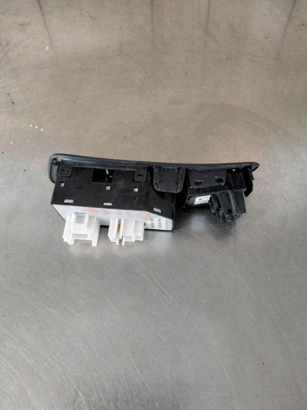 Door Switch Front CHEVY MALIBU 00 01 02 03 04 05