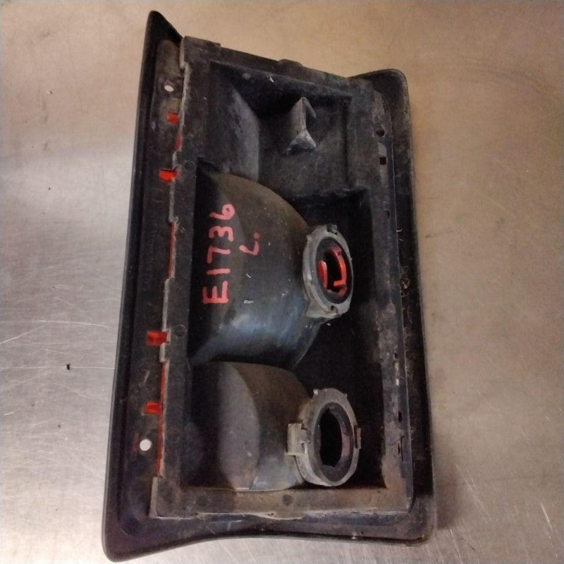 Tail Light Assembly DODGE DAKOTA Left 87 88 89 90 91 92 93 94 95 96