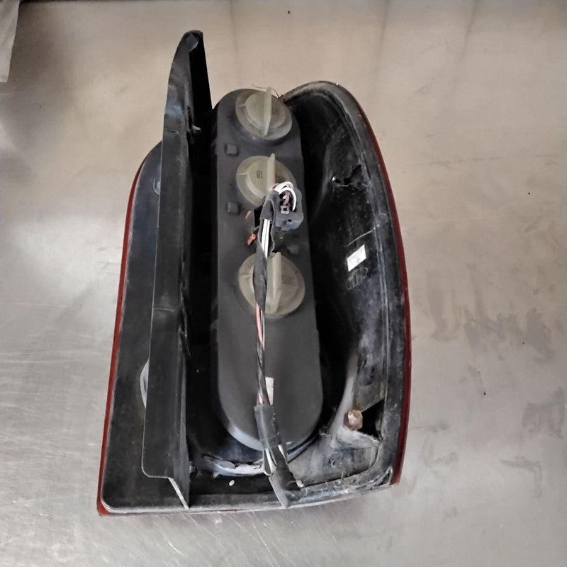Tail Light Assembly JEEP LIBERTY Left 05 06 07
