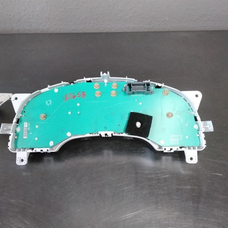 Speedometer SATURN VUE 04 05
