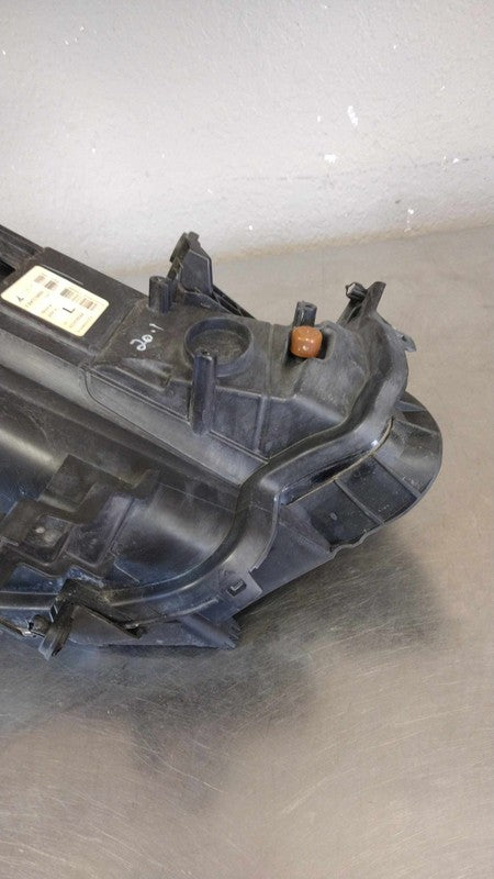 2014-2018 Jeep Cherokee Left Headlamp Assembly