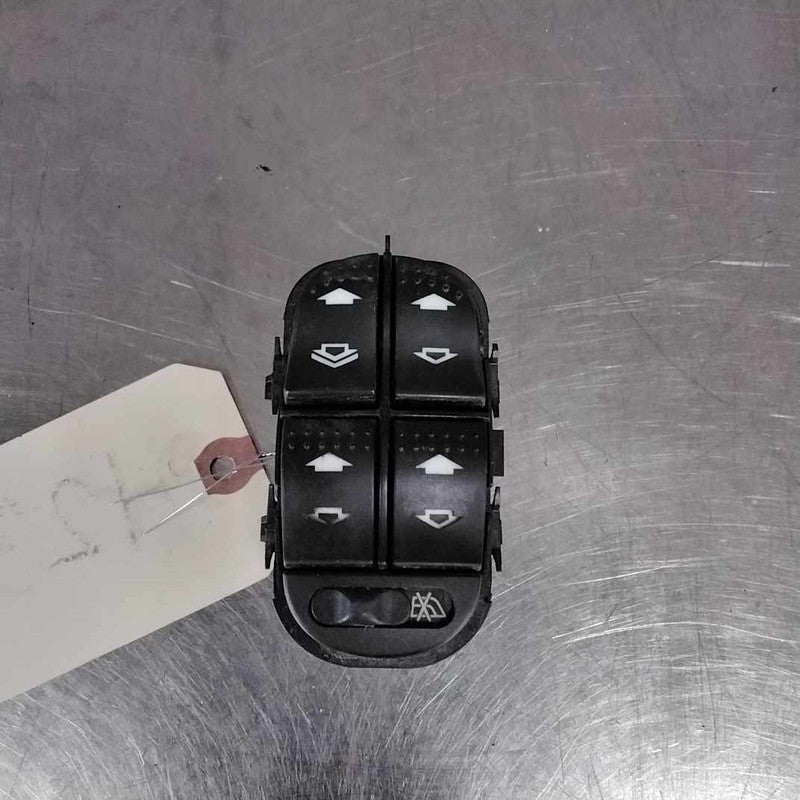 Door Switch Front FORD FOCUS 00 01 02 03 04 05 06 07