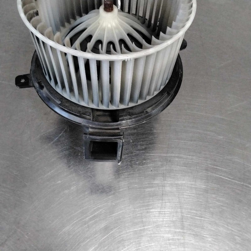 2007-2010 GMC Sierra 1500 Blower Motor OEM#20911076
