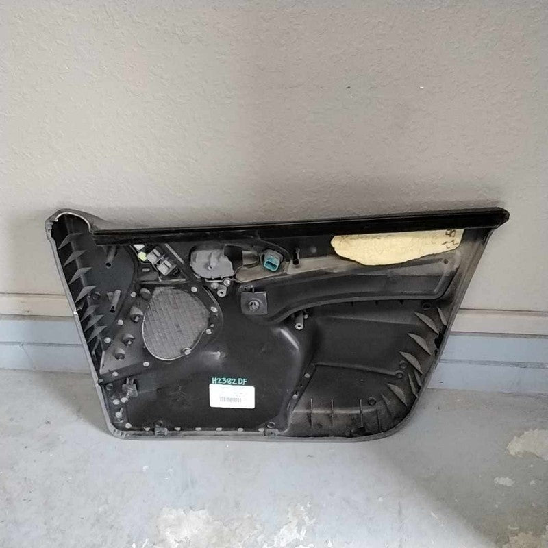 Front Door Trim Panel FORD FOCUS Left 00 01 02 03