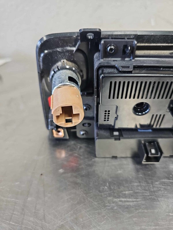 2015-2020 GMC Yukon XL 1500 Rear Heater A/C Control OEM#23467328