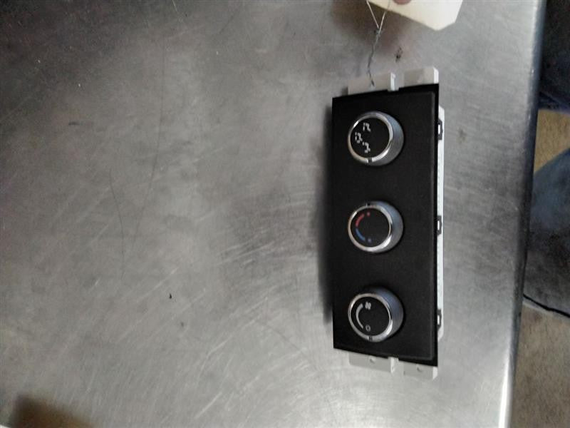 Heater A/c Control GMC YUKON XL 1500 07 08 09 10 11 12 13 14