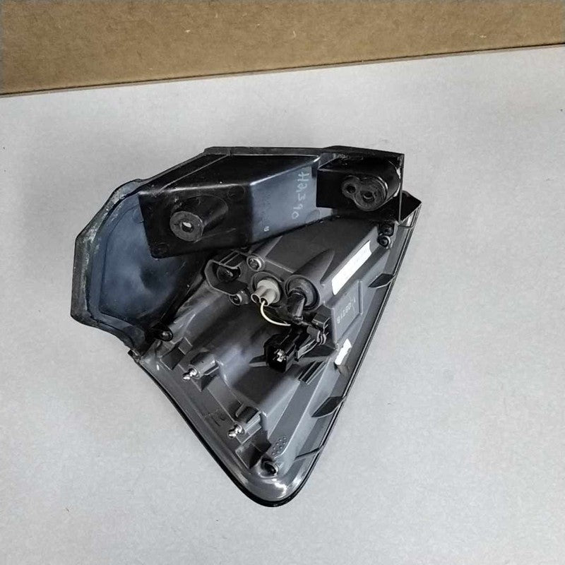 2014-2018 Jeep Cherokee Right Tail Light Assembly OEM# 68102906AF