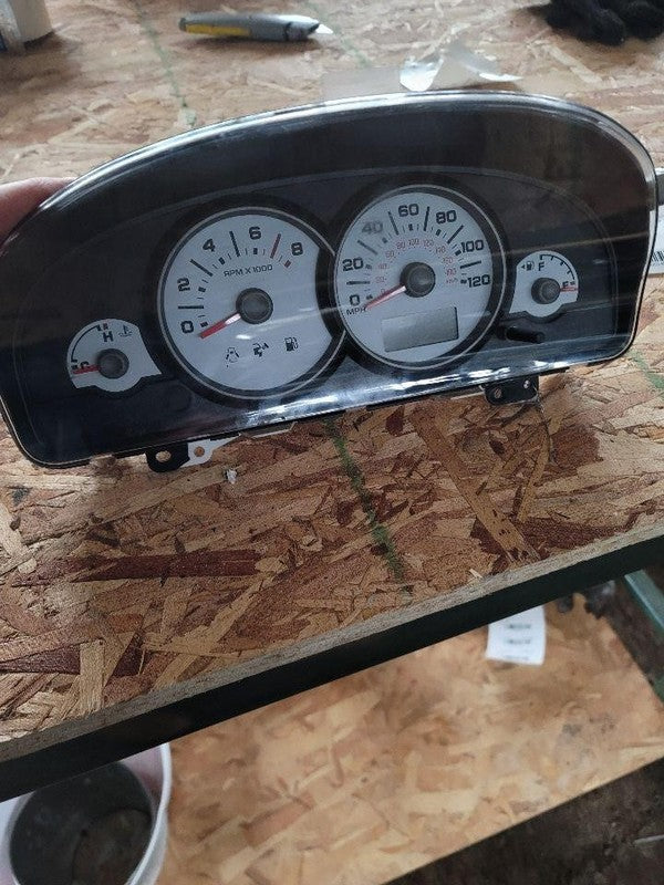 Speedometer FORD ESCAPE 05 06 07