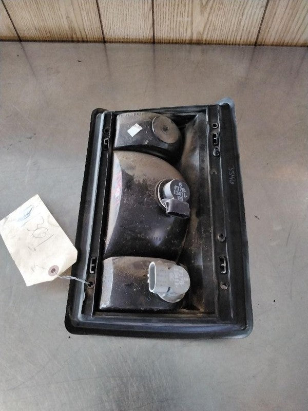 Tail Light Assembly FORD VAN E150 Left 92 93 94 95 96 97 98 99 00 01 0