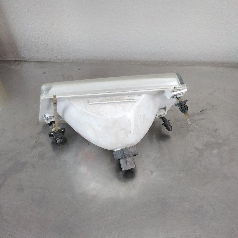 Headlamp Assembly FORD VAN E350 Right 97 98 99 00 01 02 03 04 05 06 07