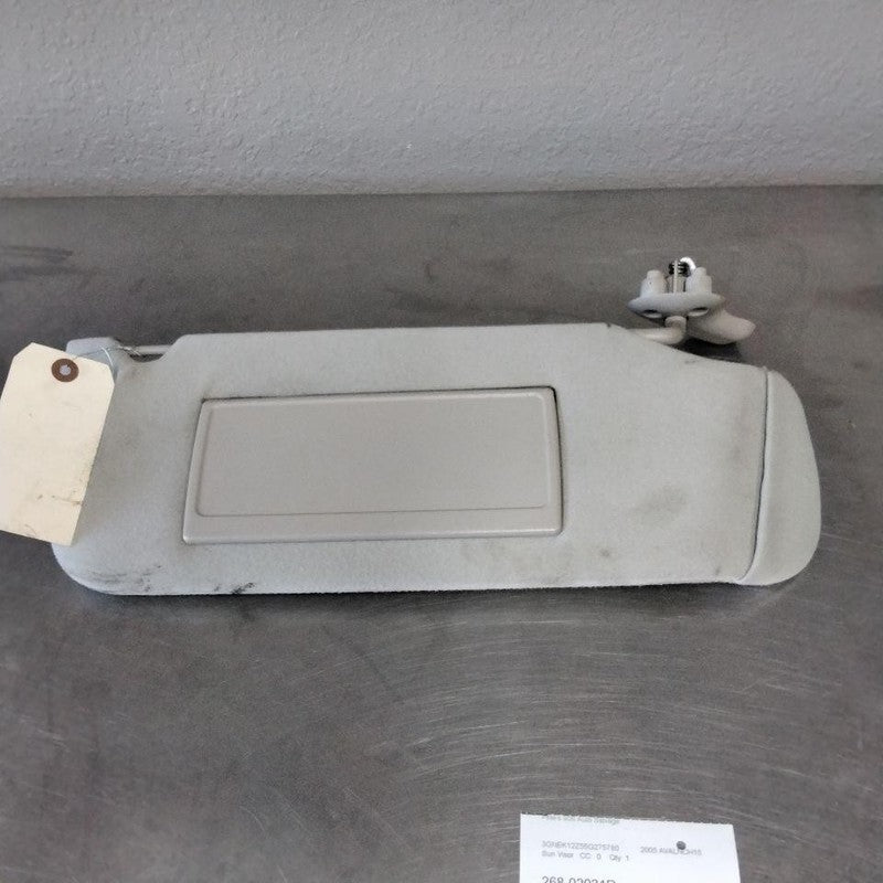Sun Visor CHEVY AVALANCHE 1500 Right 04 05