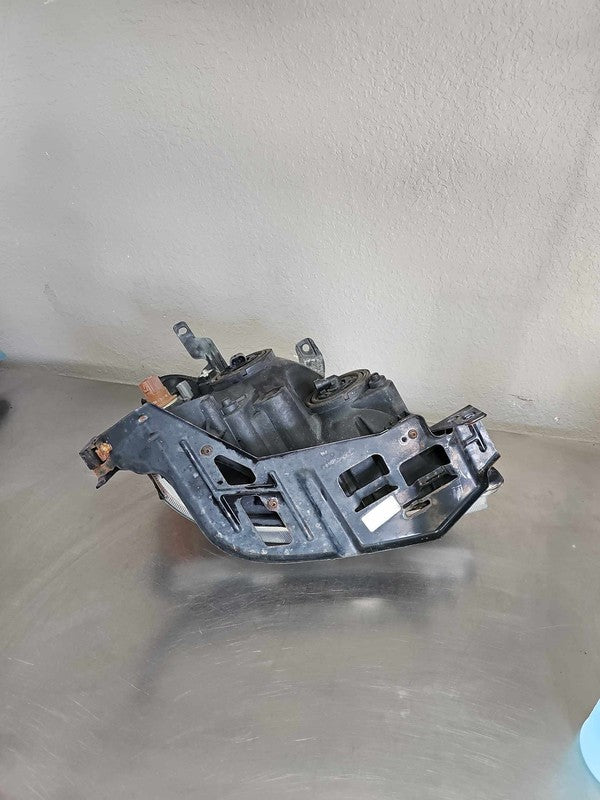 2005-2007 Ford 500 Left Headlamp Assembly