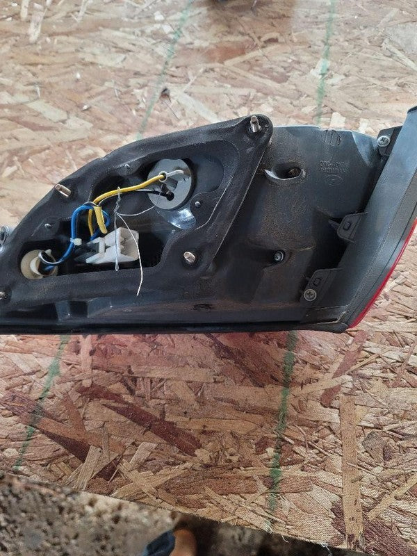 Tail Light Assembly HYUNDAI AZERA Left 06 07 08 09