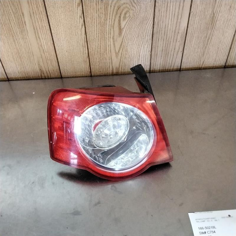 Tail Light Assembly VW PASSAT Left 06 07 08