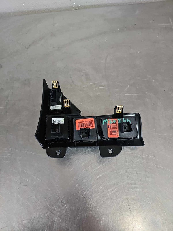 2015-2019 GMC Yukon XL 1500 Headlight Switch (dash Mtd) OEM#84472676
