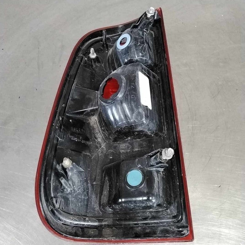 2008-2016 Ford F250 Super Duty Right Tail Light Assembly