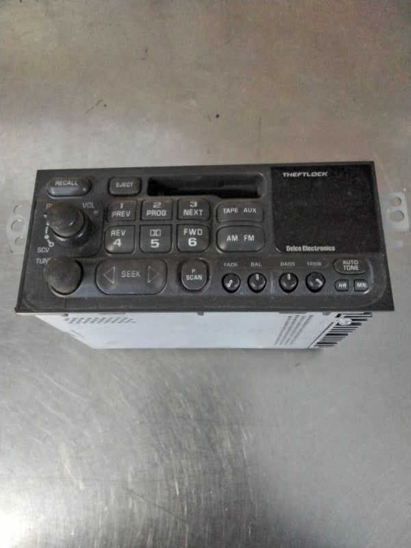 Audio & Visual Equip.(radio) CHEVY MALIBU 97 98 99 00