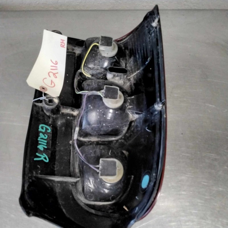 2005-2009 Chevrolet Uplander Right Tail Light Assembly