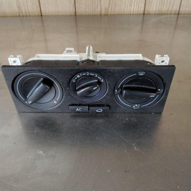 Heater A/c Control VW PASSAT 98 99 00 01 02 03 04 05