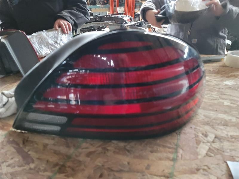 Tail Light Assembly PONTIAC GRAND AM Right 99 00 01 02 03 04 05