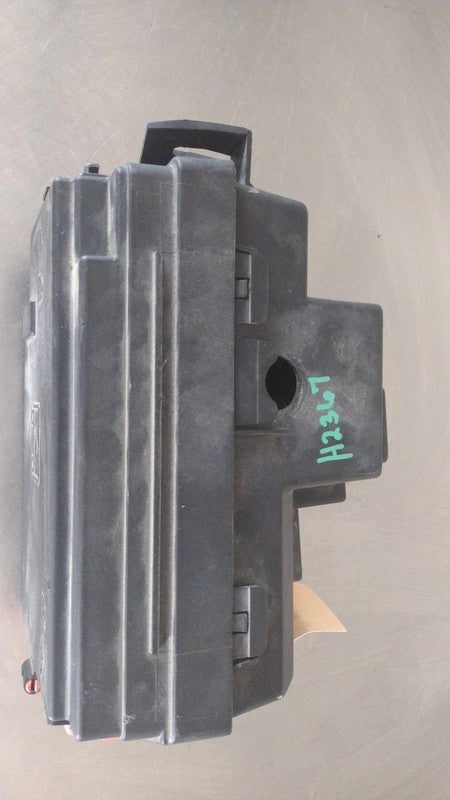 2003-2005 Buick Rendezvous Engine Fuse Box OEM#10338237