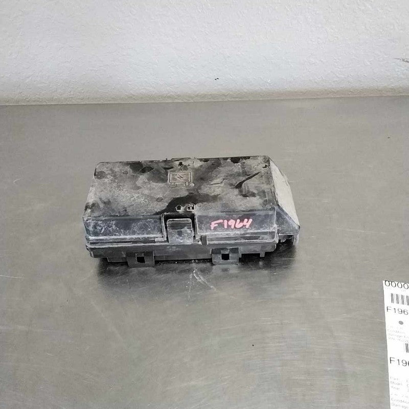 07 Pontiac G6 Engine Fuse Box OEM#15859580