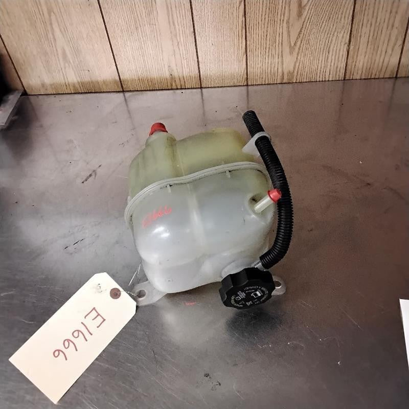 Coolant Recovery Bottle SATURN VUE 02 03 04 05 06 07