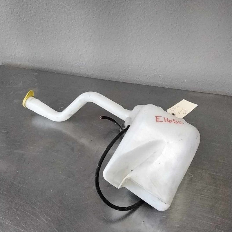Washer Bottle JEEP LIBERTY 05 06 07