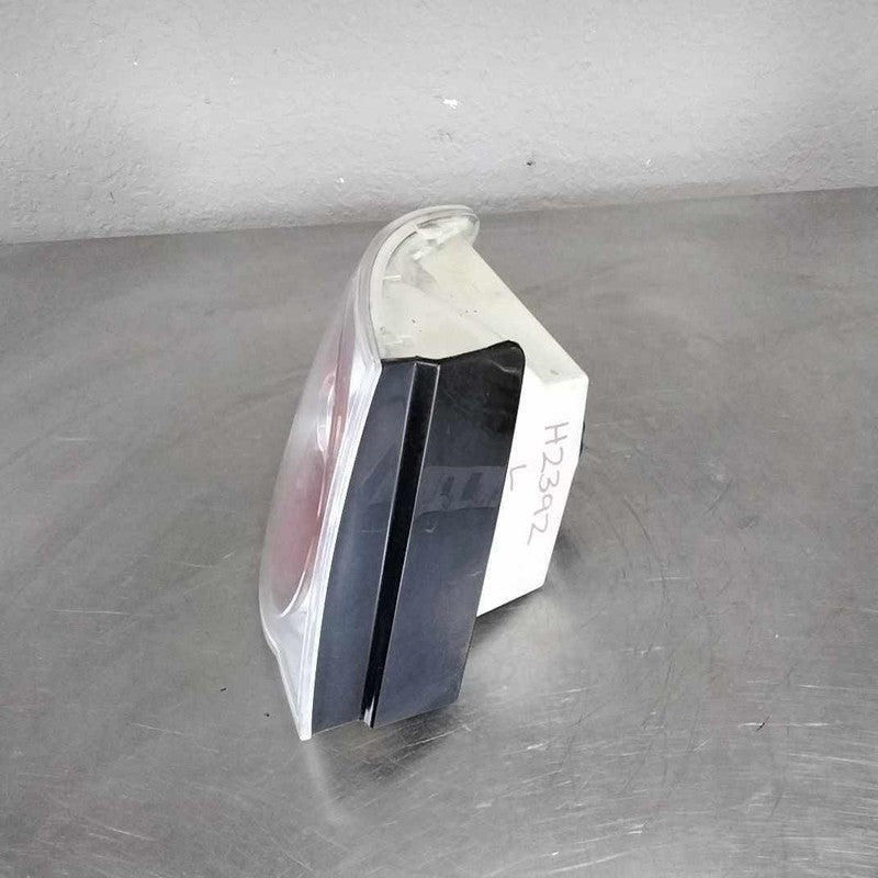 2005-2007 Jetta (Except GLI) Left Tail Light Assembly Quarter Panel Mo