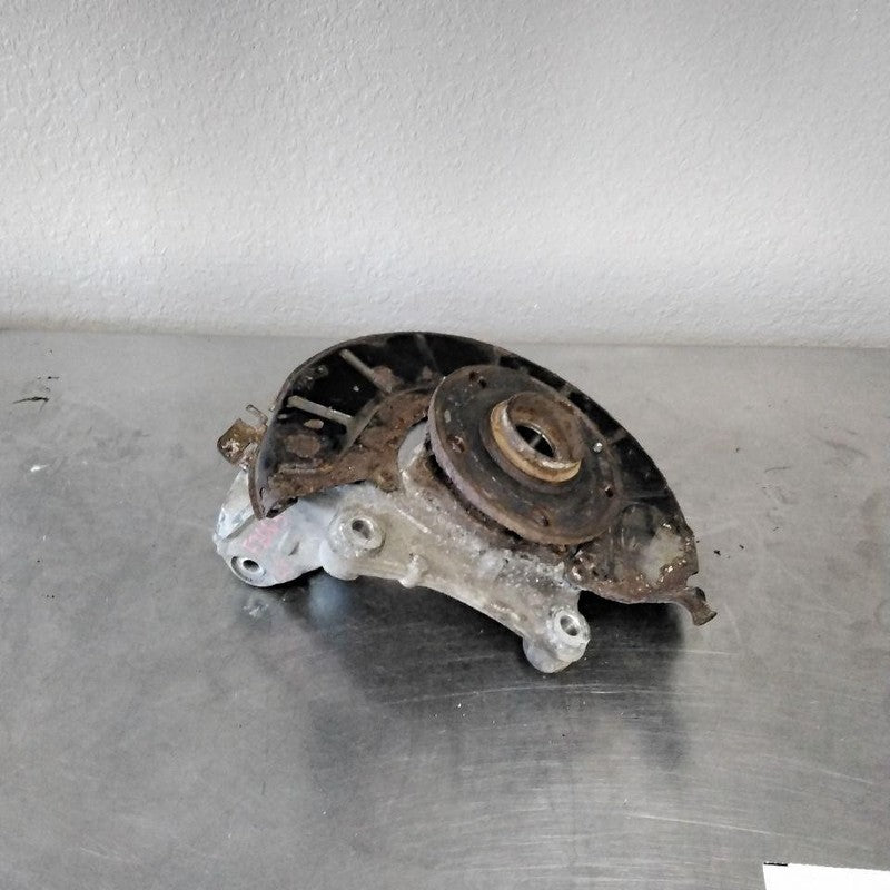 Spindle Knuckle Front VOLKSWAGEN PASSAT Left 06 07 08 09 10